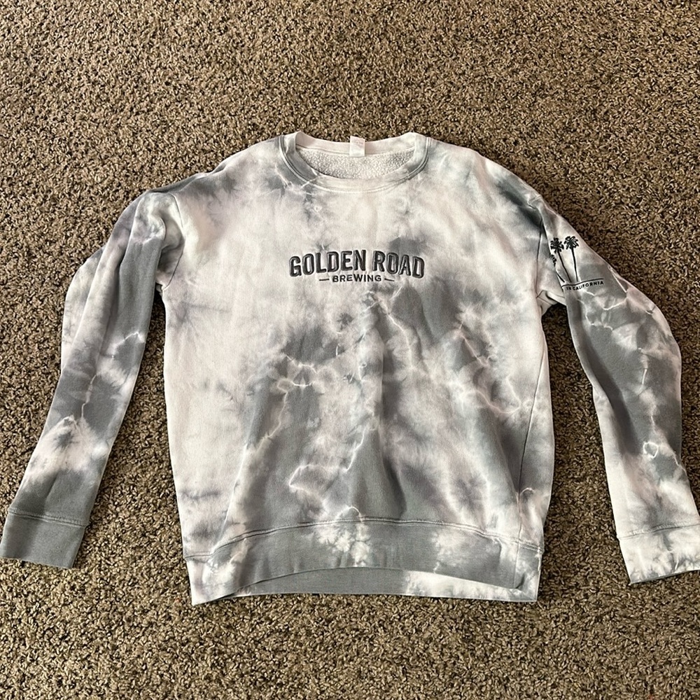 tie dye crewneck